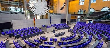 shutterstock_1006881010_385x170px