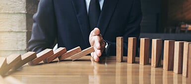 shutterstock_688358617_385x170px